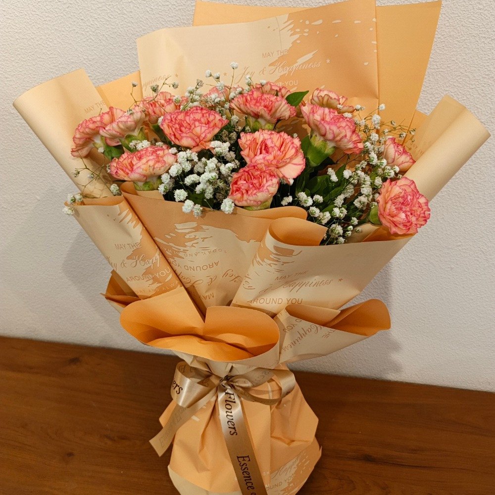 ✨  Peach Carnation Bouquet ✨