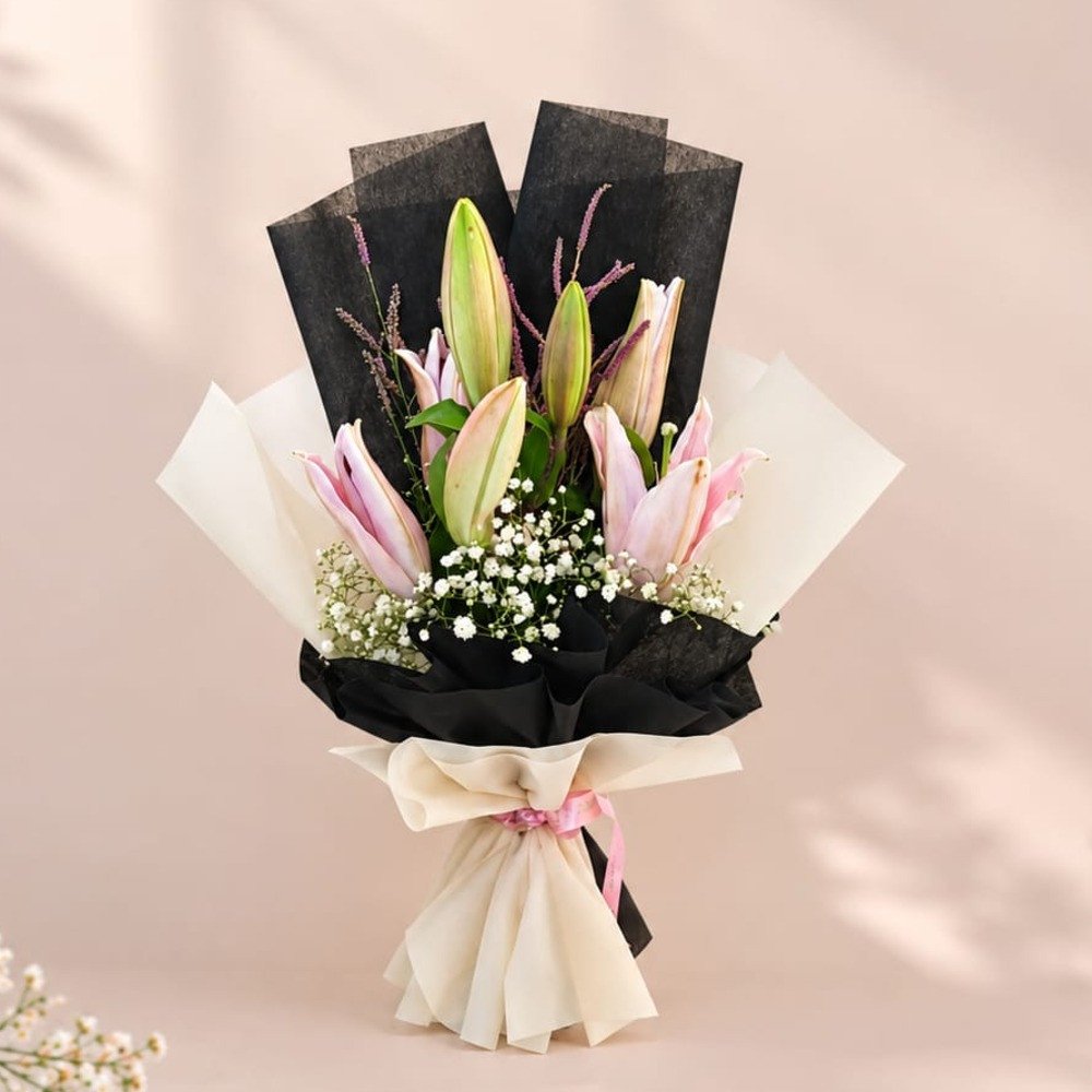 Soft Pink Lily Bouquet 🌷