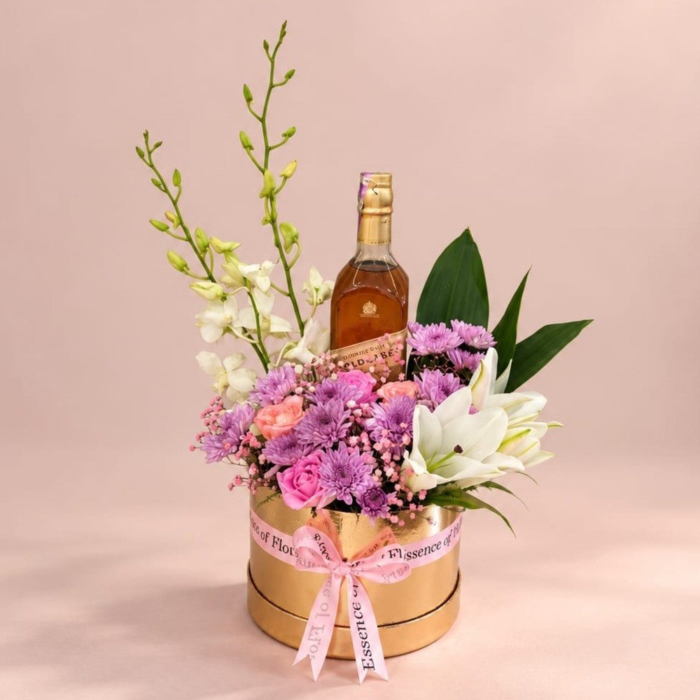 ✨ Luxury Floral & Whisky Gift Arrangement