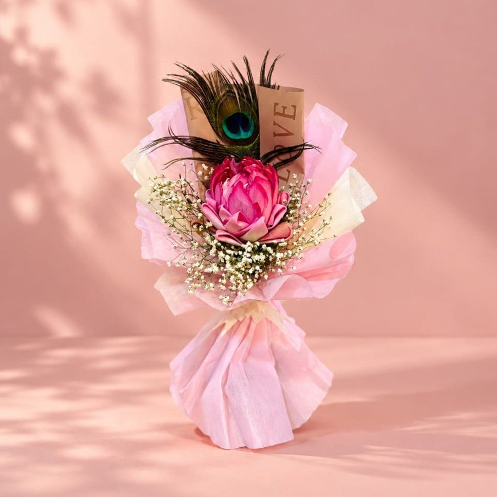 💗 Pink Lotus Love Bouquet
